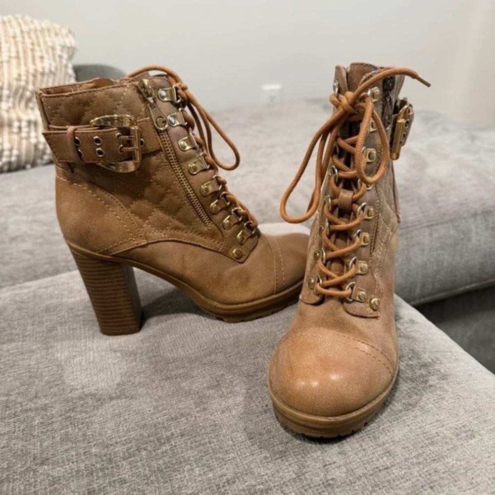 Chic Tan Lace-Up Heeled Boots
